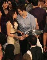 /album/breaking-dawn-part-1/a1f4718255162d539327e1acdd33e0c78eb2c9c6b-jpeg/