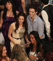 /album/breaking-dawn-part-1/a3d00a8448e7cf129806c4d71fafabd84f8ca1330-jpeg/